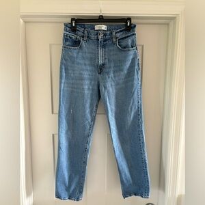 Abercrombie & Fitch The 90's Straight Ultra High Rise - Short